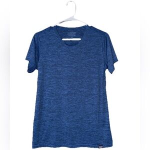 Patagonia women’s Size M Blue Polyester Short Sleeve Crewneck T-Shirt